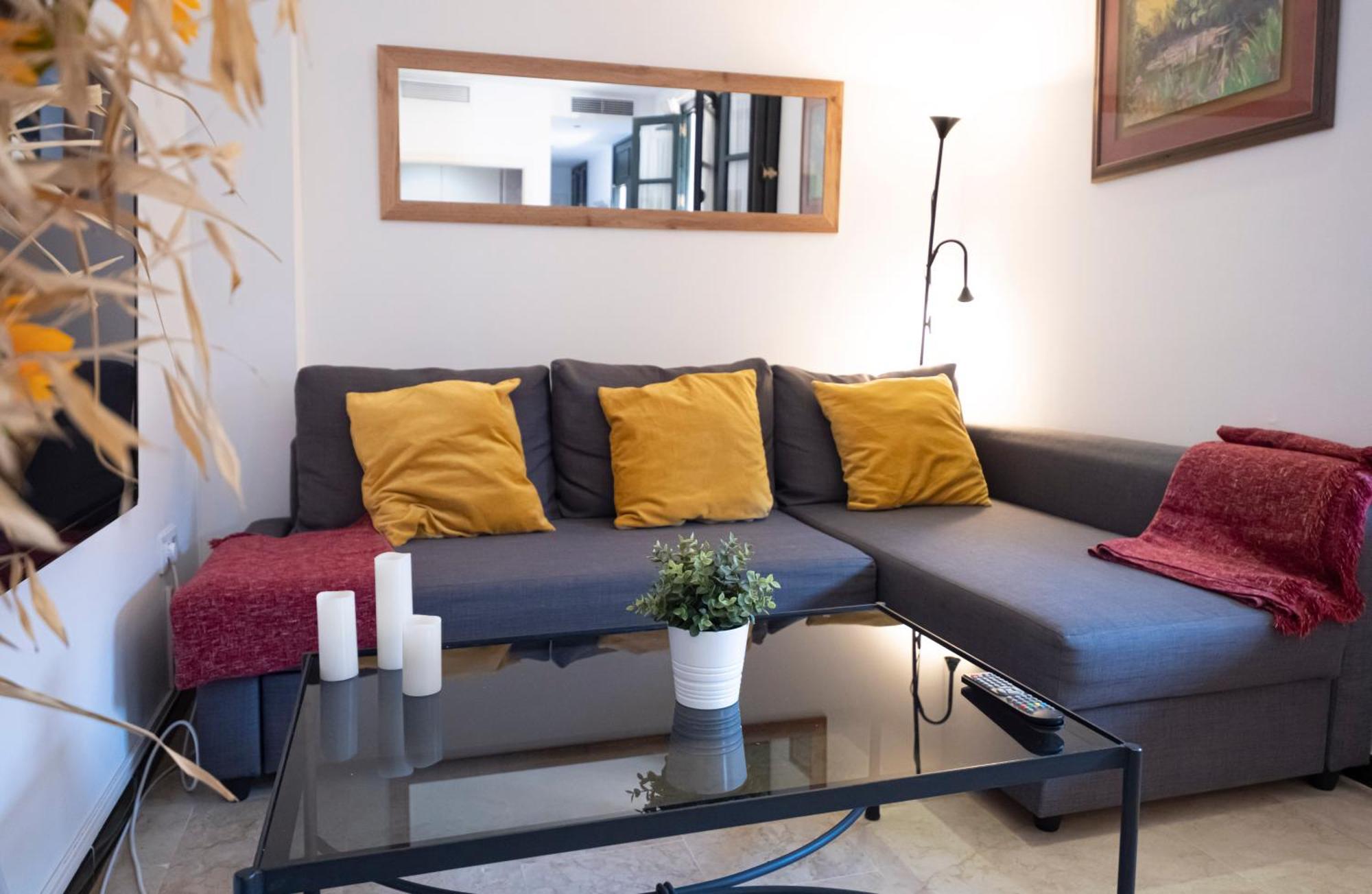 Con Encanto En Patio Sevillano Apartamento *